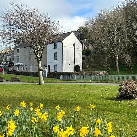 Caernarfon Modern Townhouse Snowdonia Villa ภายนอก รูปภาพ