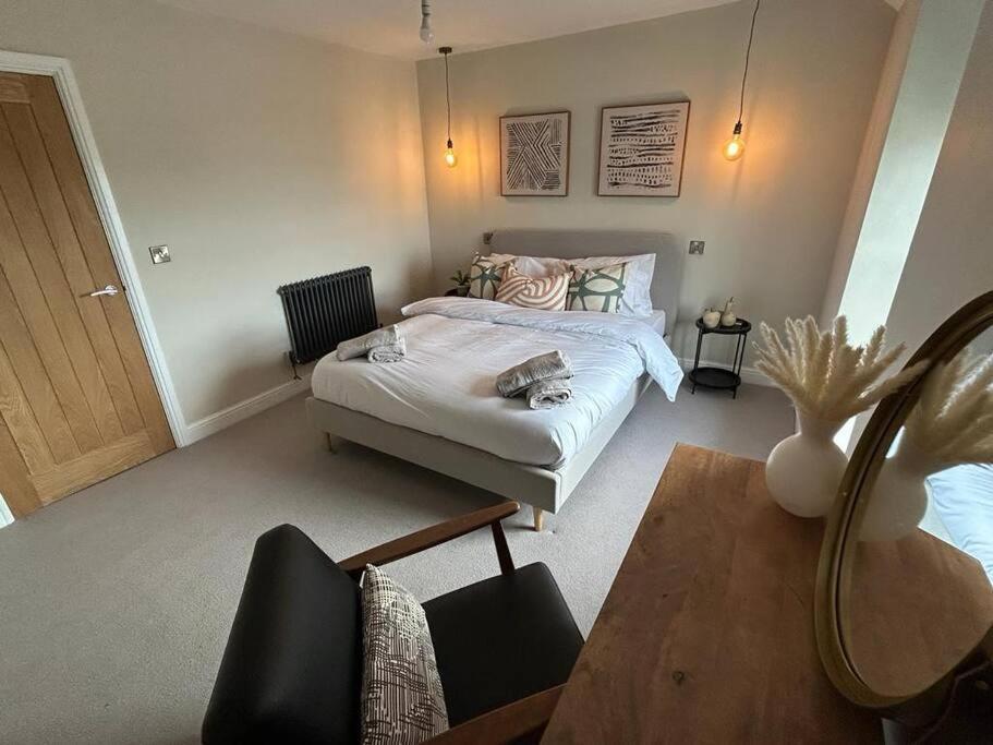 Caernarfon Modern Townhouse Snowdonia Villa ภายนอก รูปภาพ
